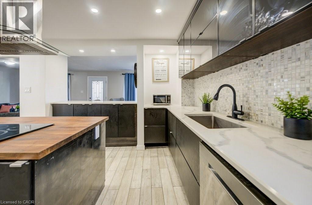 54 SEVENTH Avenue - 12