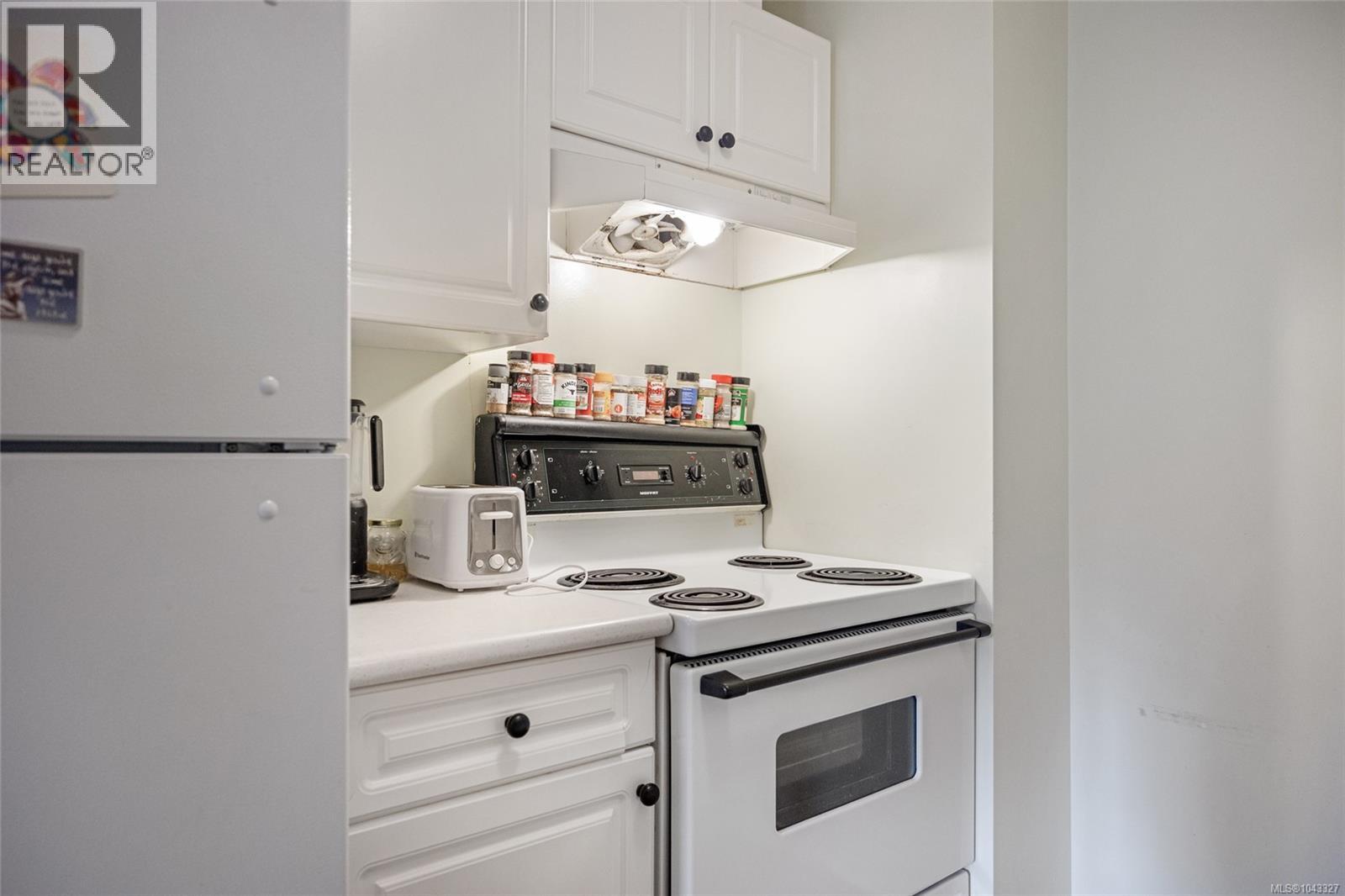 #103 1355 Cumberland Rd - 13