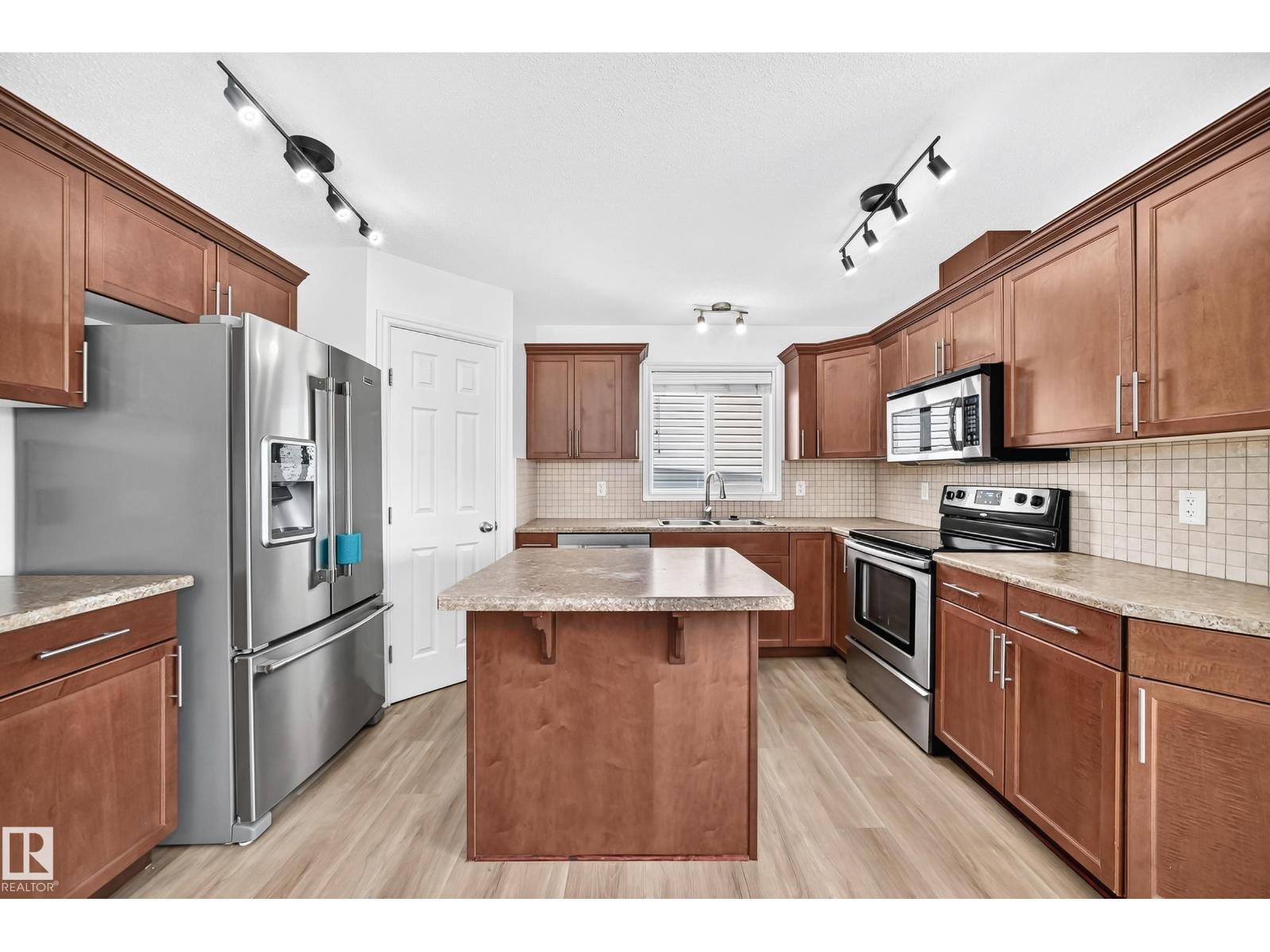 369 Brintnell BV NW NW - 4