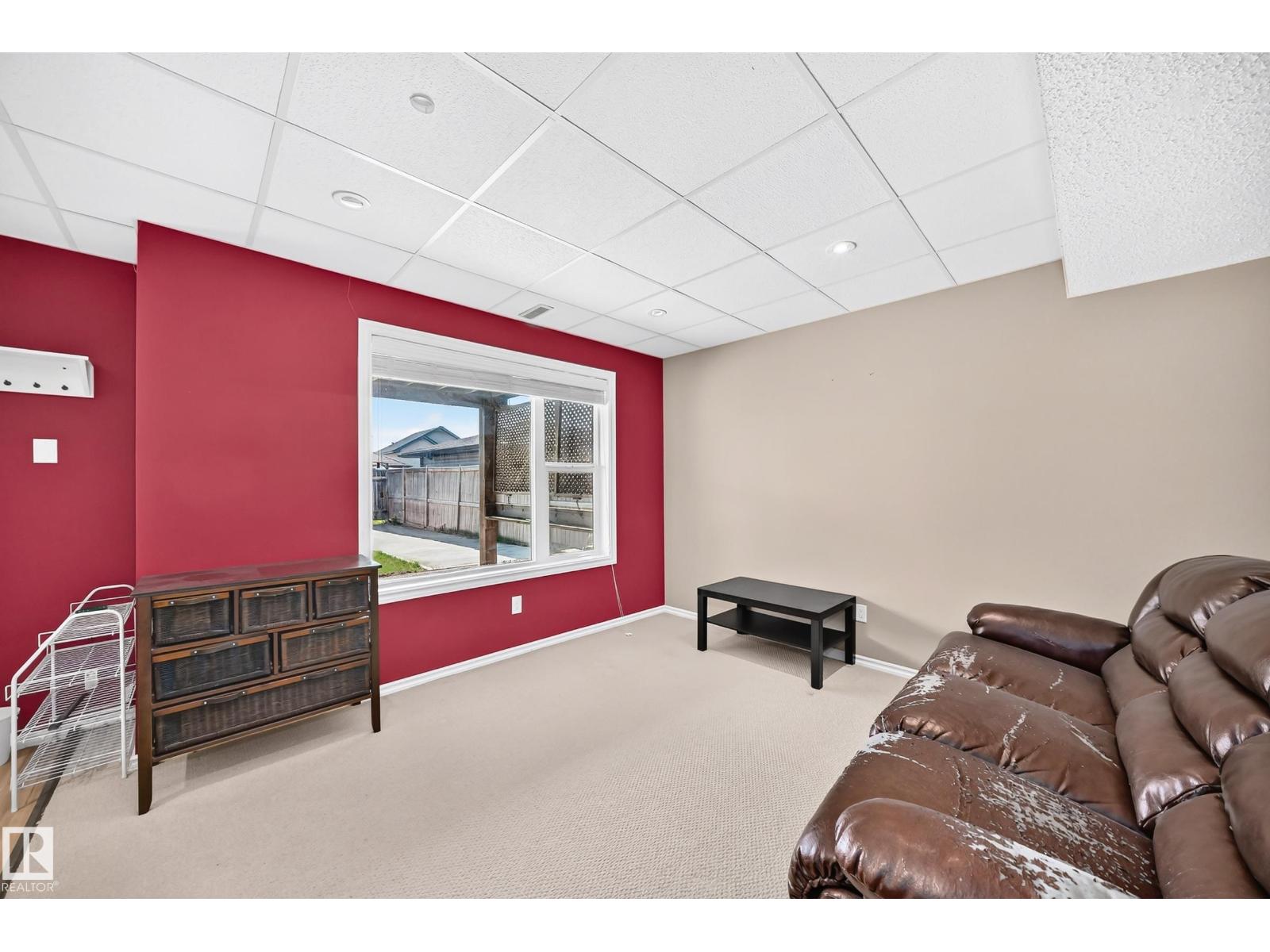 369 Brintnell BV NW NW - 29