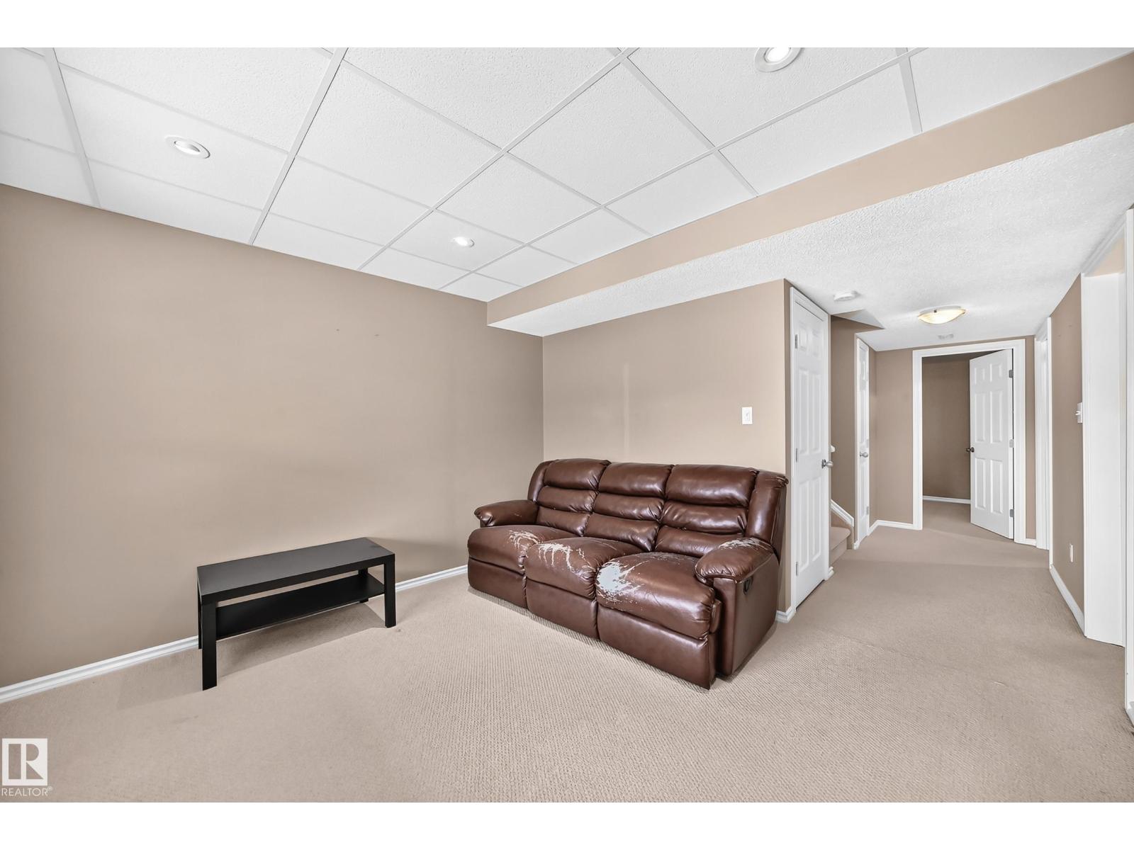 369 Brintnell BV NW NW - 30