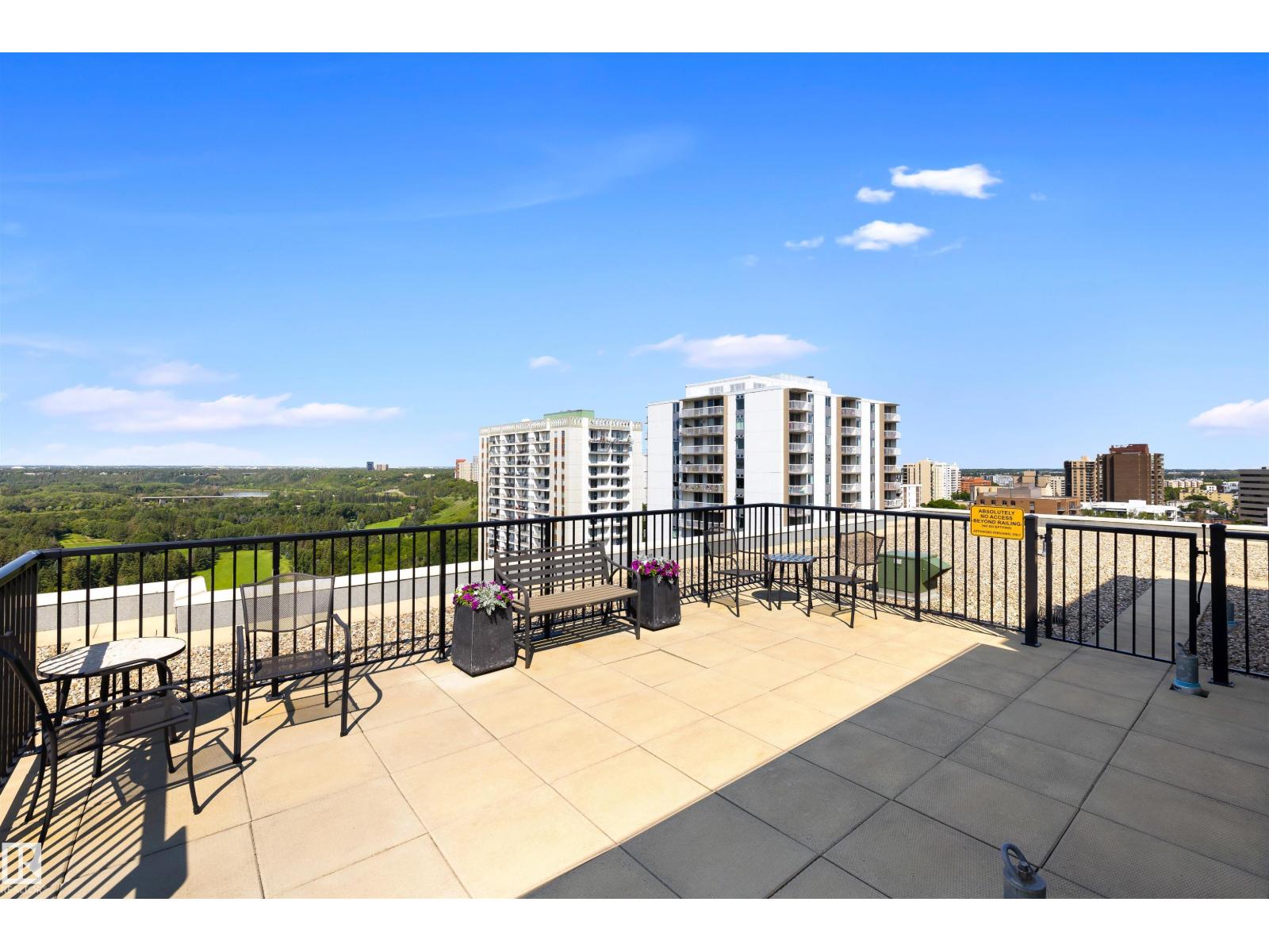 #705 9816 112 ST NW - 24