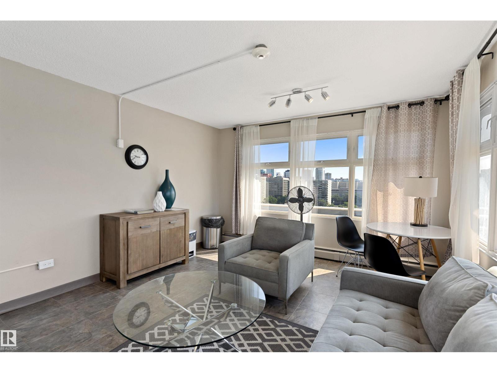 #705 9816 112 ST NW - 20