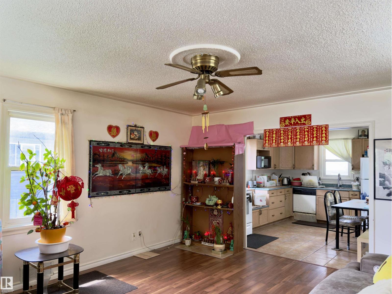 12914 68 ST NW - 16