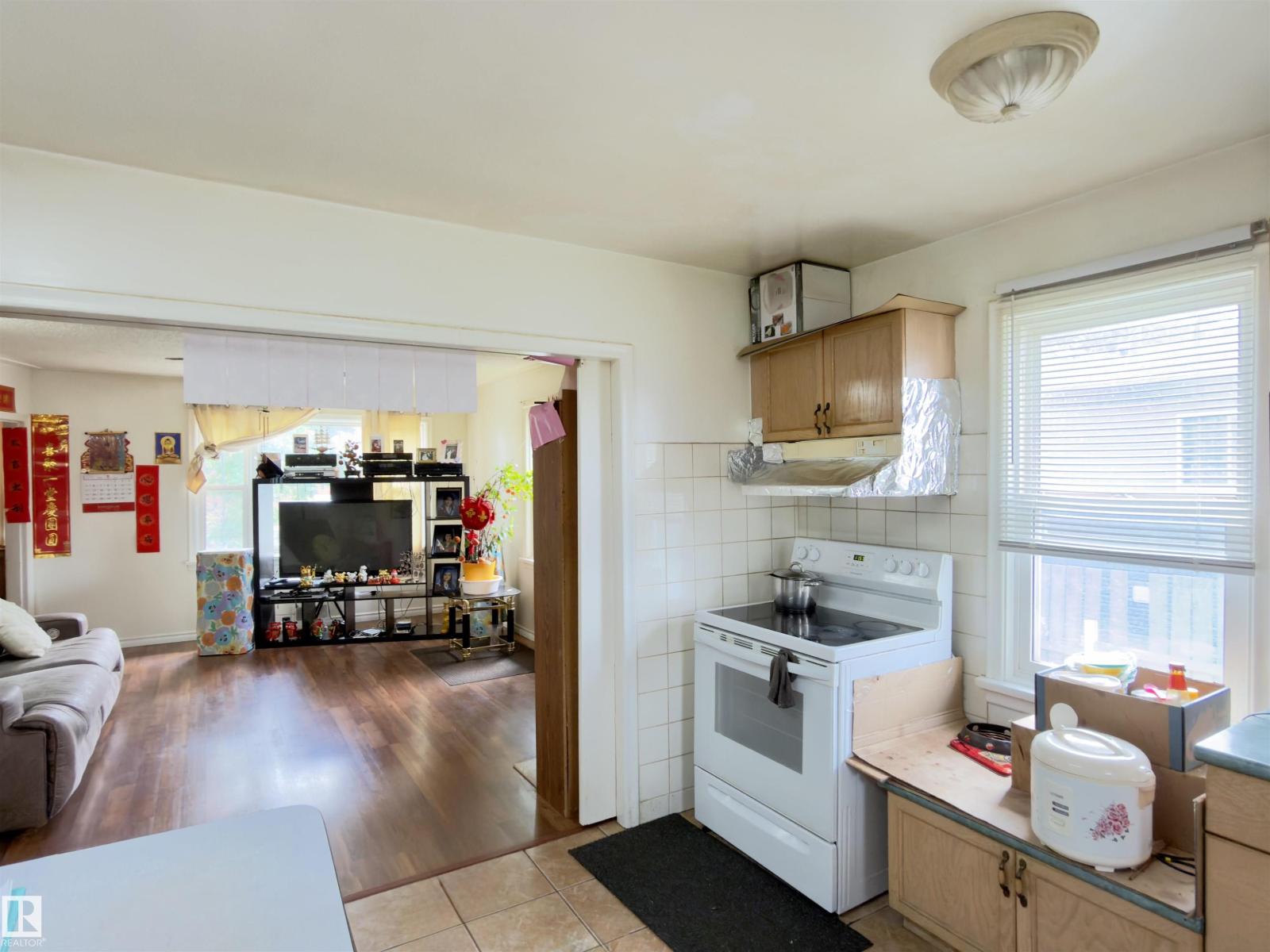 12914 68 ST NW - 22