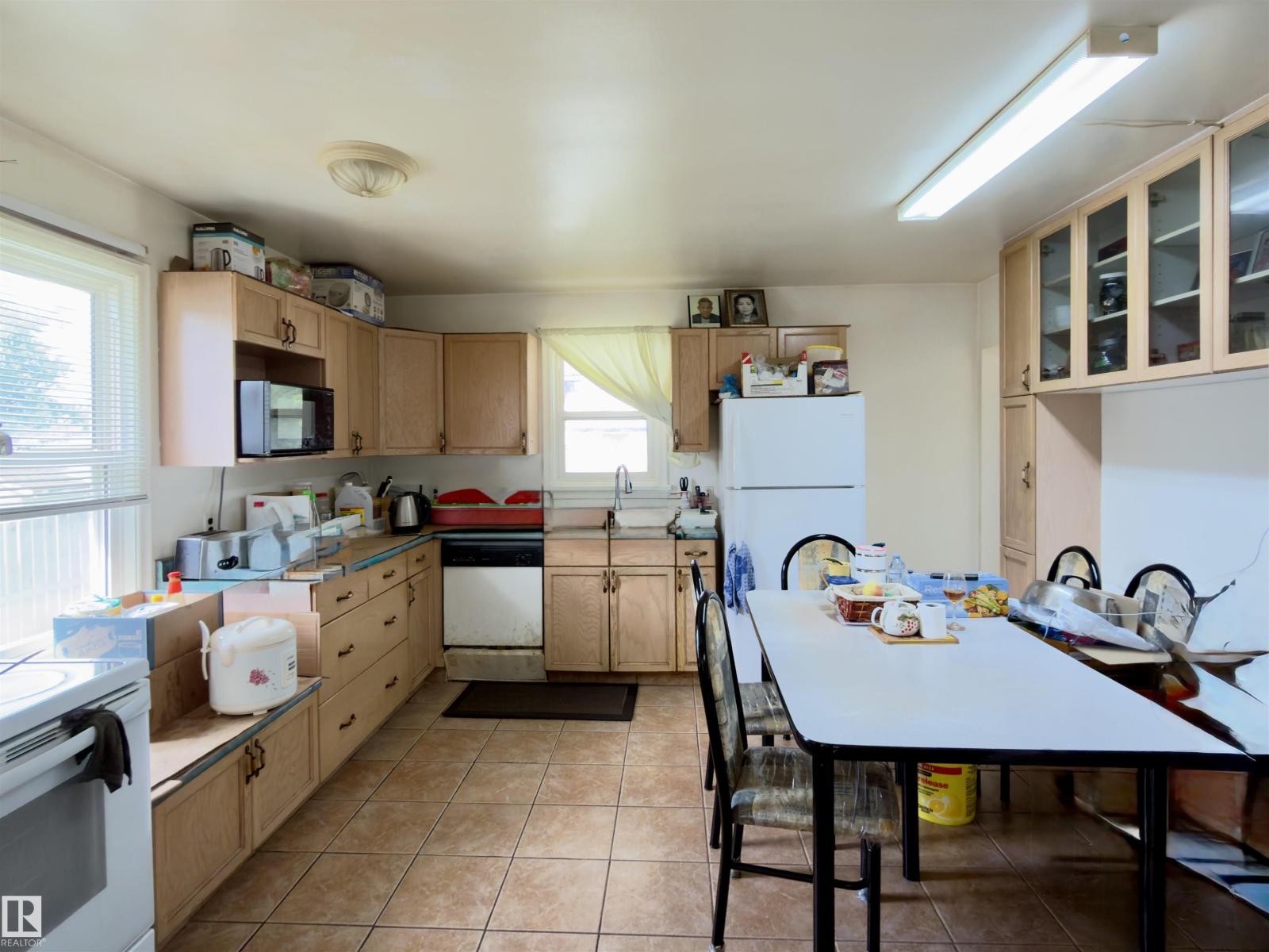 12914 68 ST NW - 23