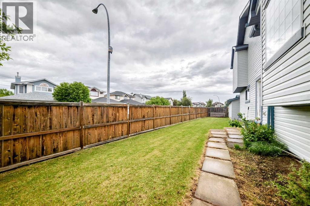 98 Country Hills Heights NW - 40