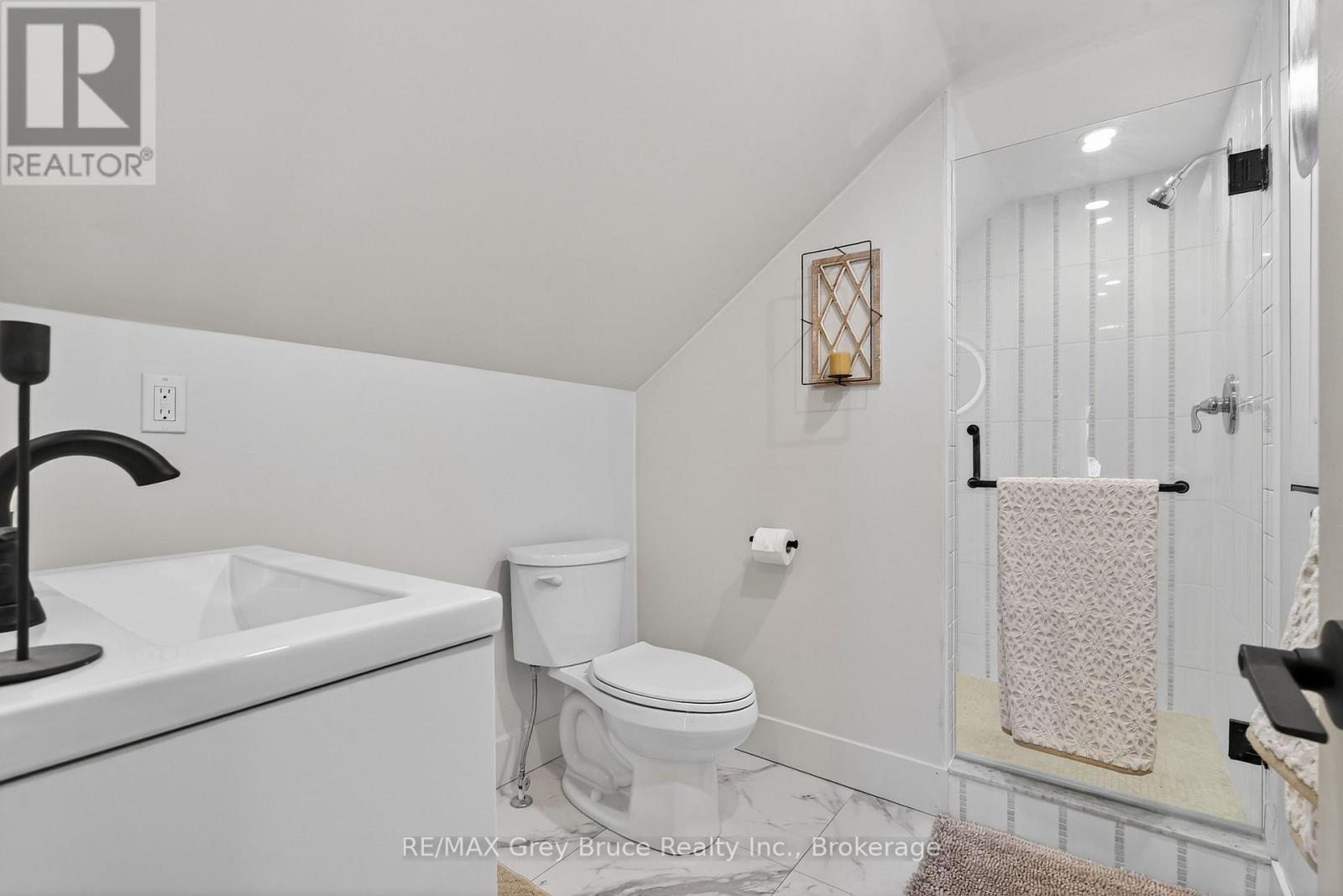 283 MARGARET STREET - 13