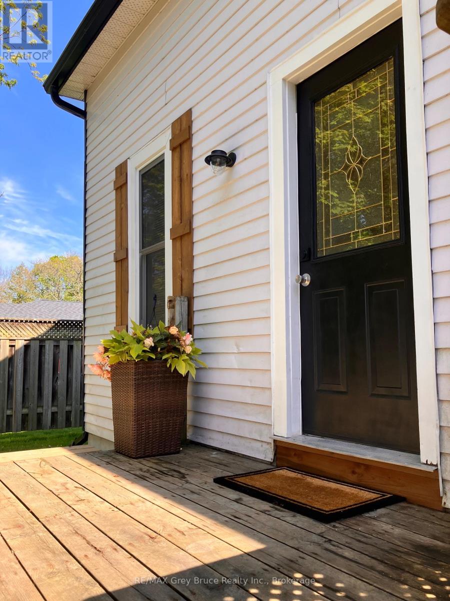 283 MARGARET STREET - 3