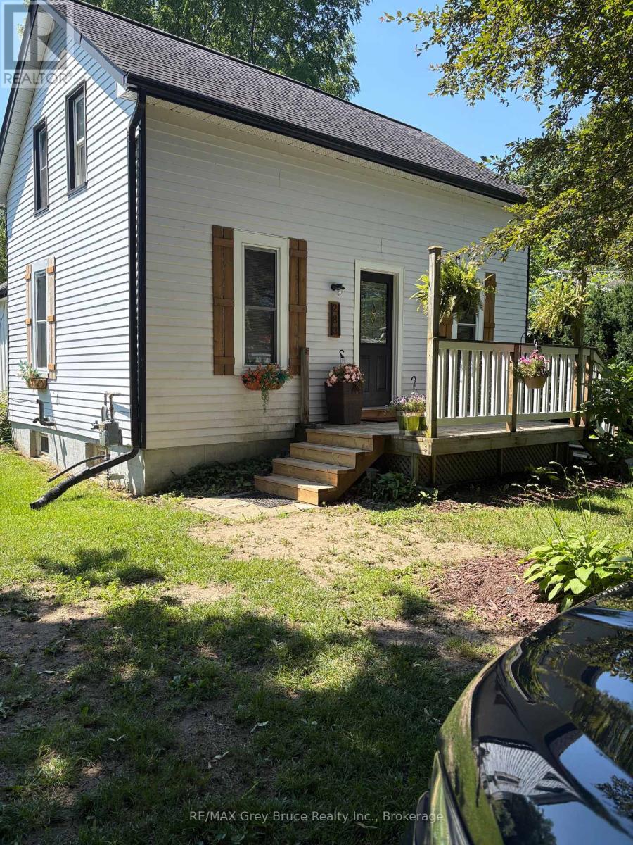 283 MARGARET STREET - 37