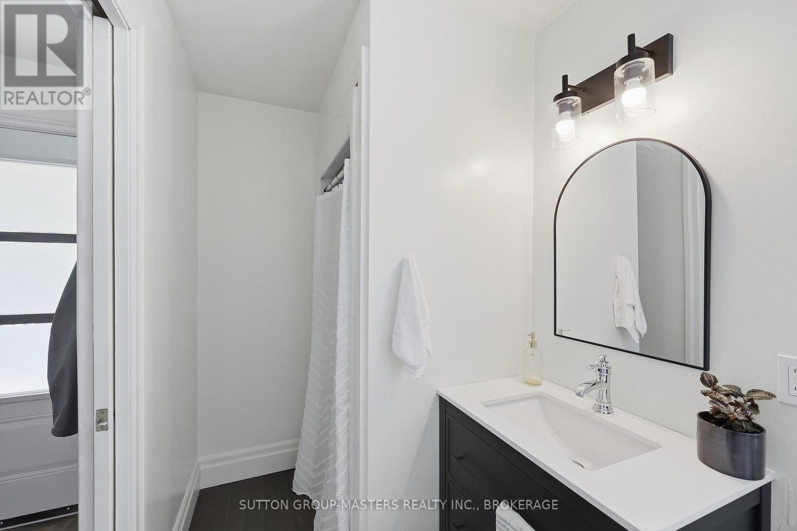 5052 BRADFORD ROAD - 25