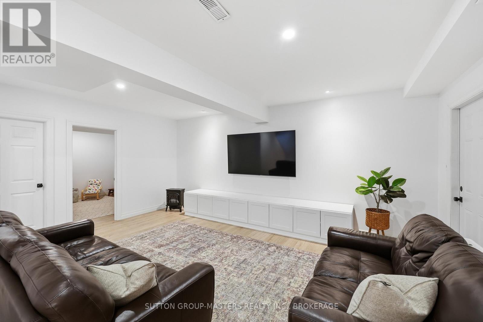 5052 BRADFORD ROAD - 43