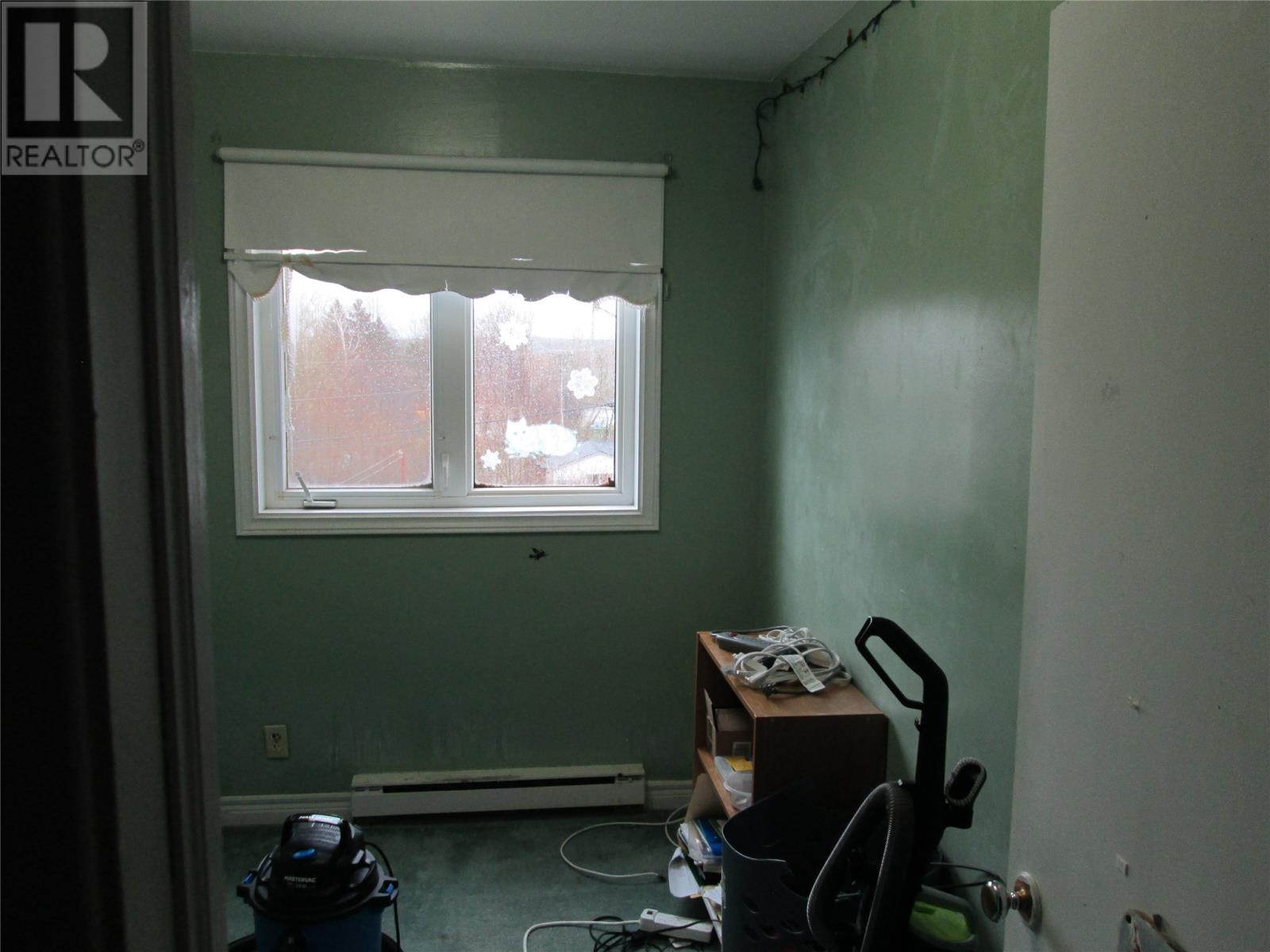 2 O'Neil Avenue - 17