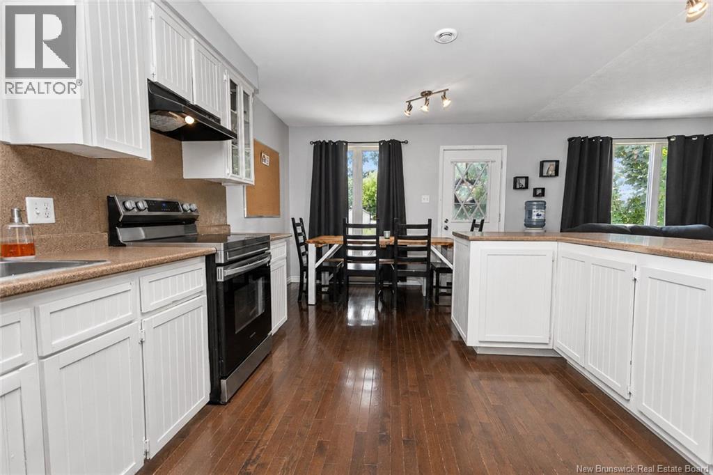 320 Sewell Street - Image 12