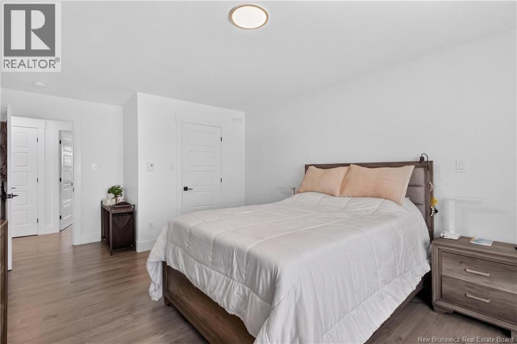 218 Falcon Drive - 26