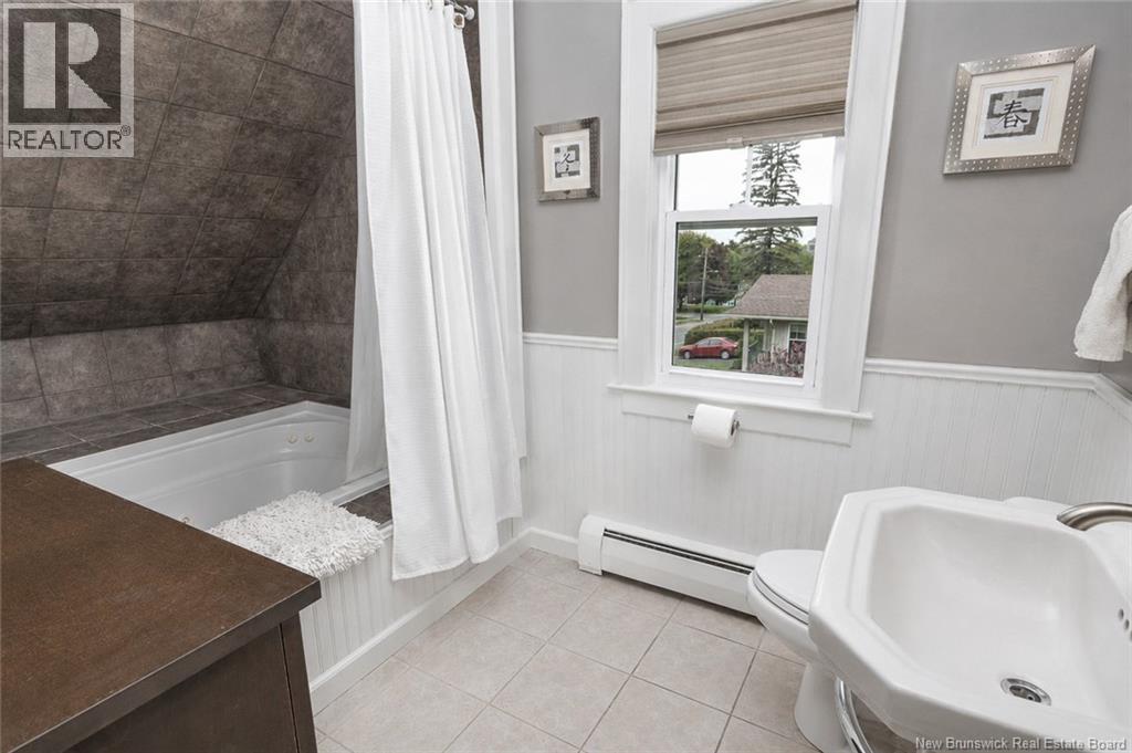 782 York Street - Image 28