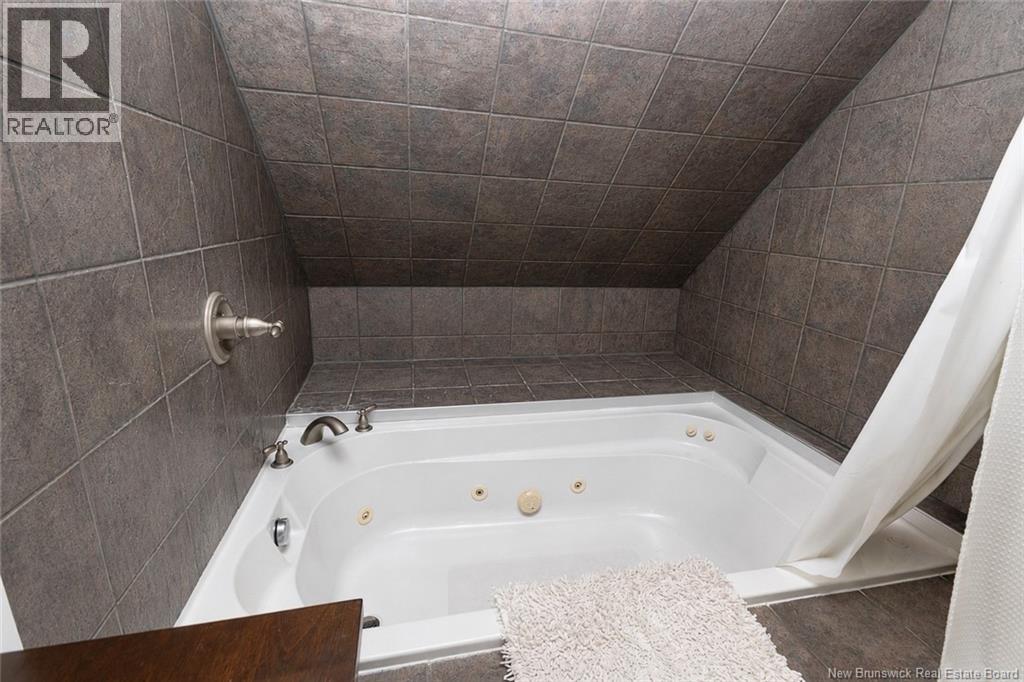 782 York Street - Image 29
