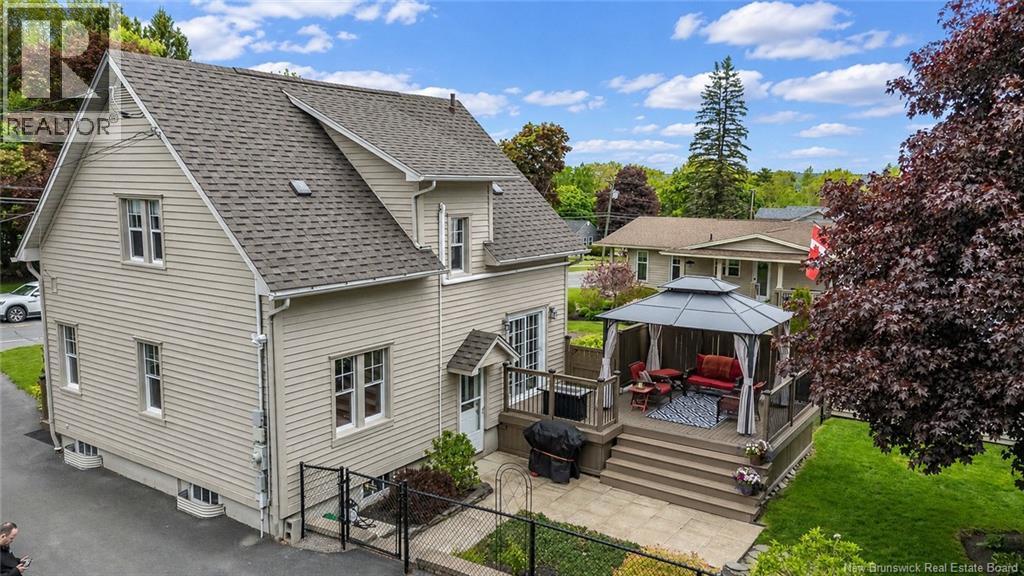 782 York Street - Image 3
