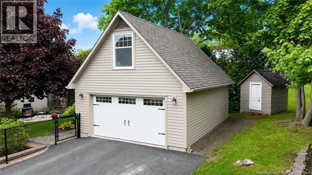 782 York Street - Image 34