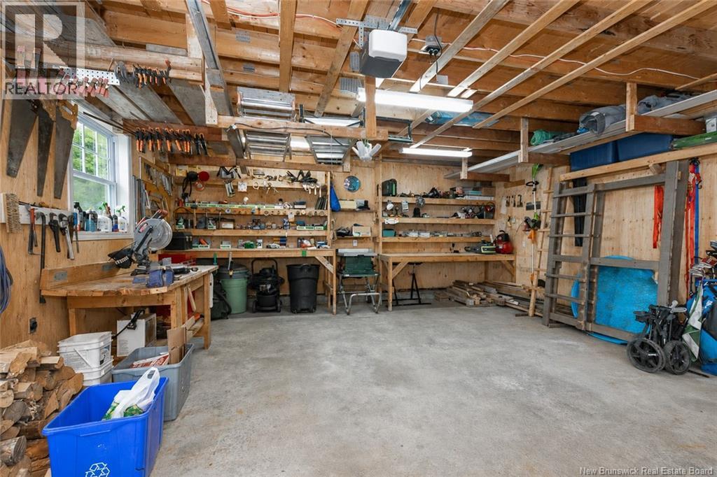 782 York Street - Image 36