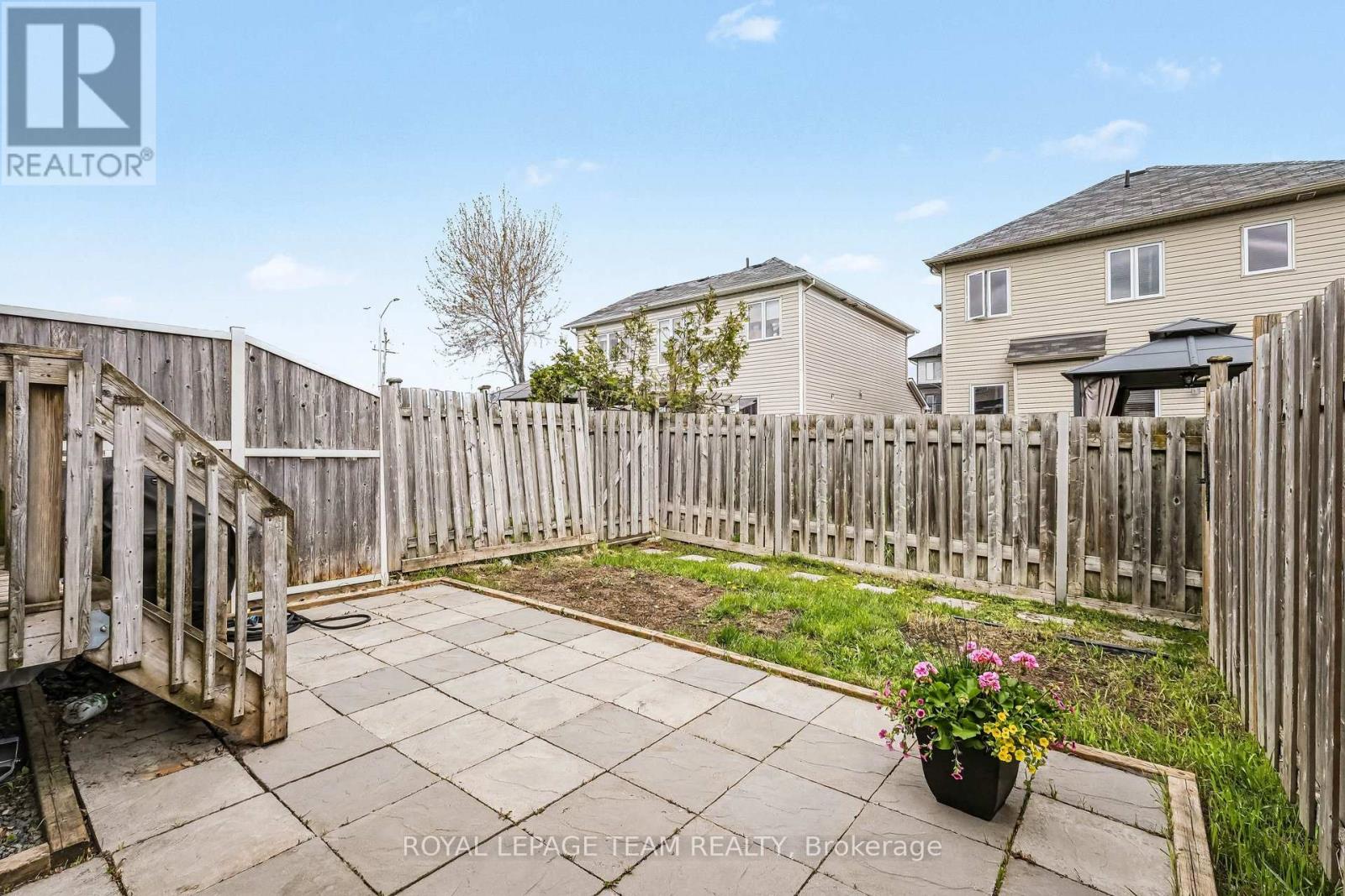 159 MONTMORENCY WAY - 21