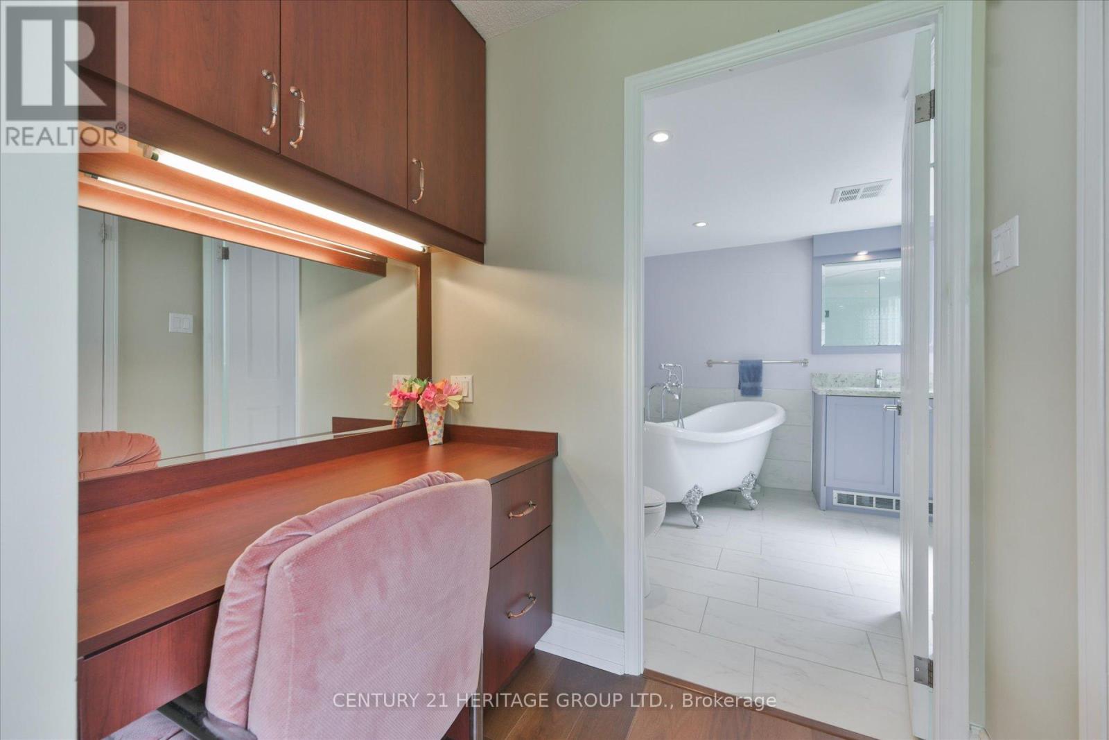 #410 7250 YONGE STREET - 19