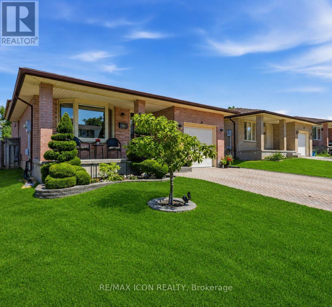 66 ASHLEY CRESCENT - 2
