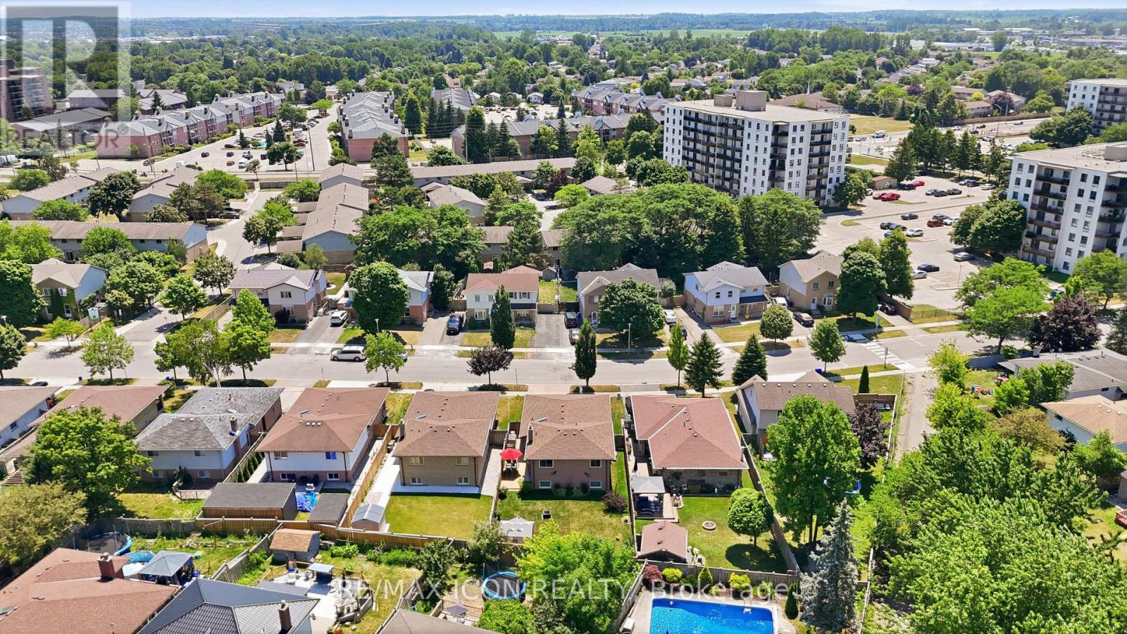 66 ASHLEY CRESCENT - 46