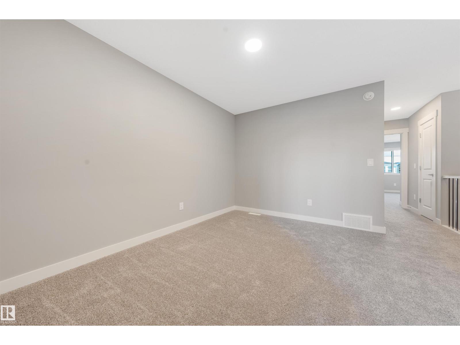 7122 52 AVE BEAUMONT - 29