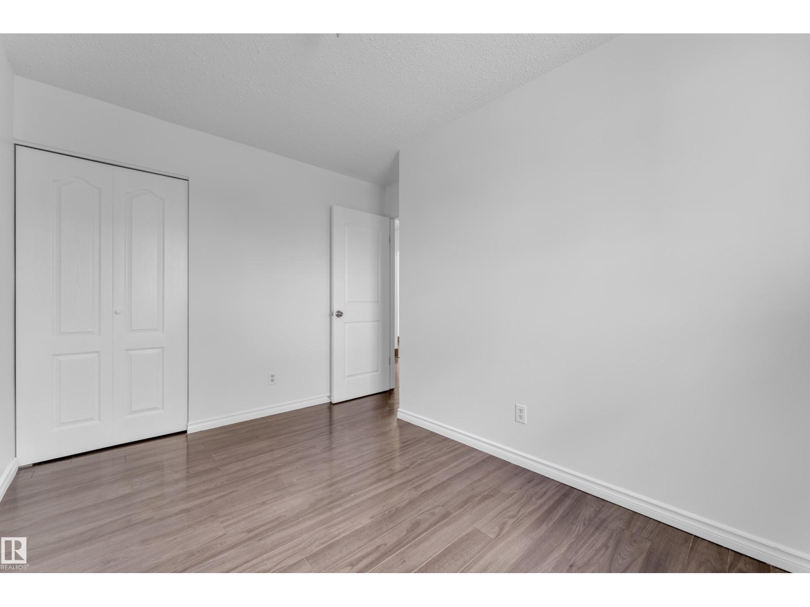 3520 19 AV NW - 15