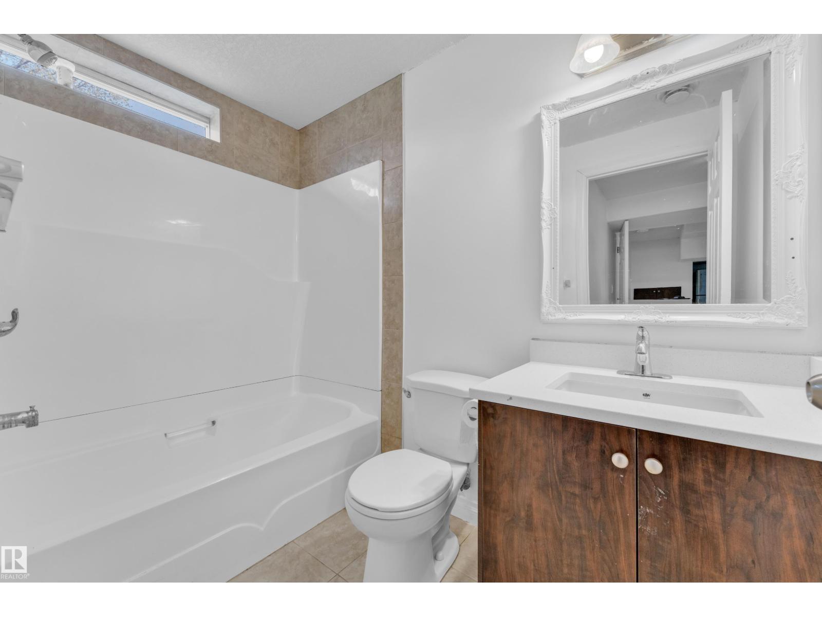 3520 19 AV NW - 23