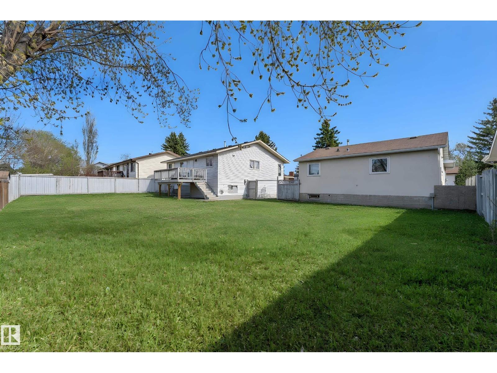 3520 19 AV NW - 31