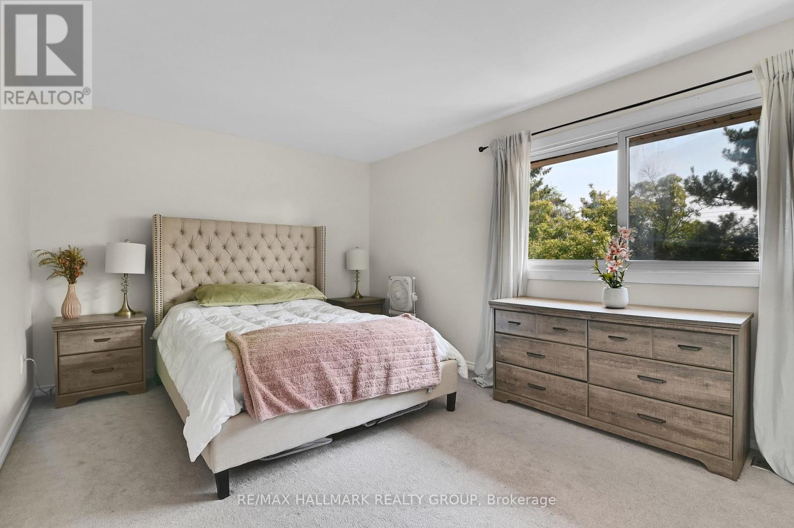 #3 1505 BALLARD COURT - 12