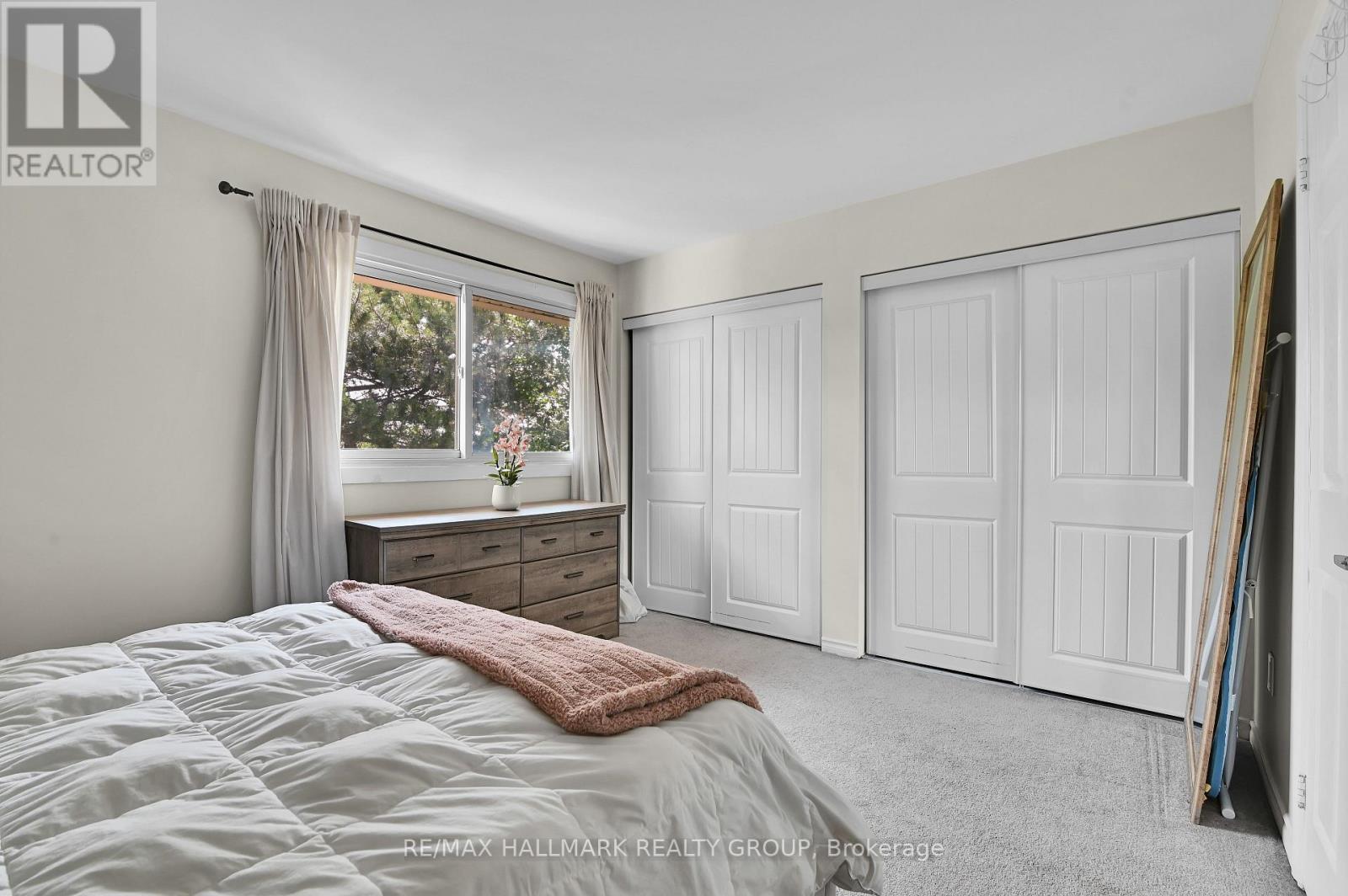 #3 1505 BALLARD COURT - 13