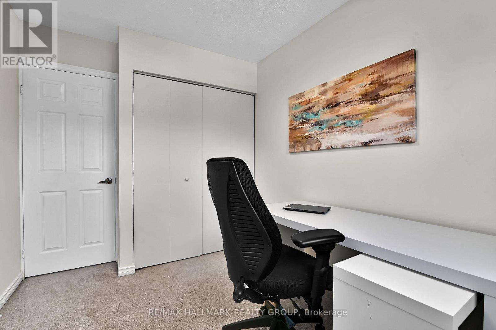 #3 1505 BALLARD COURT - 17