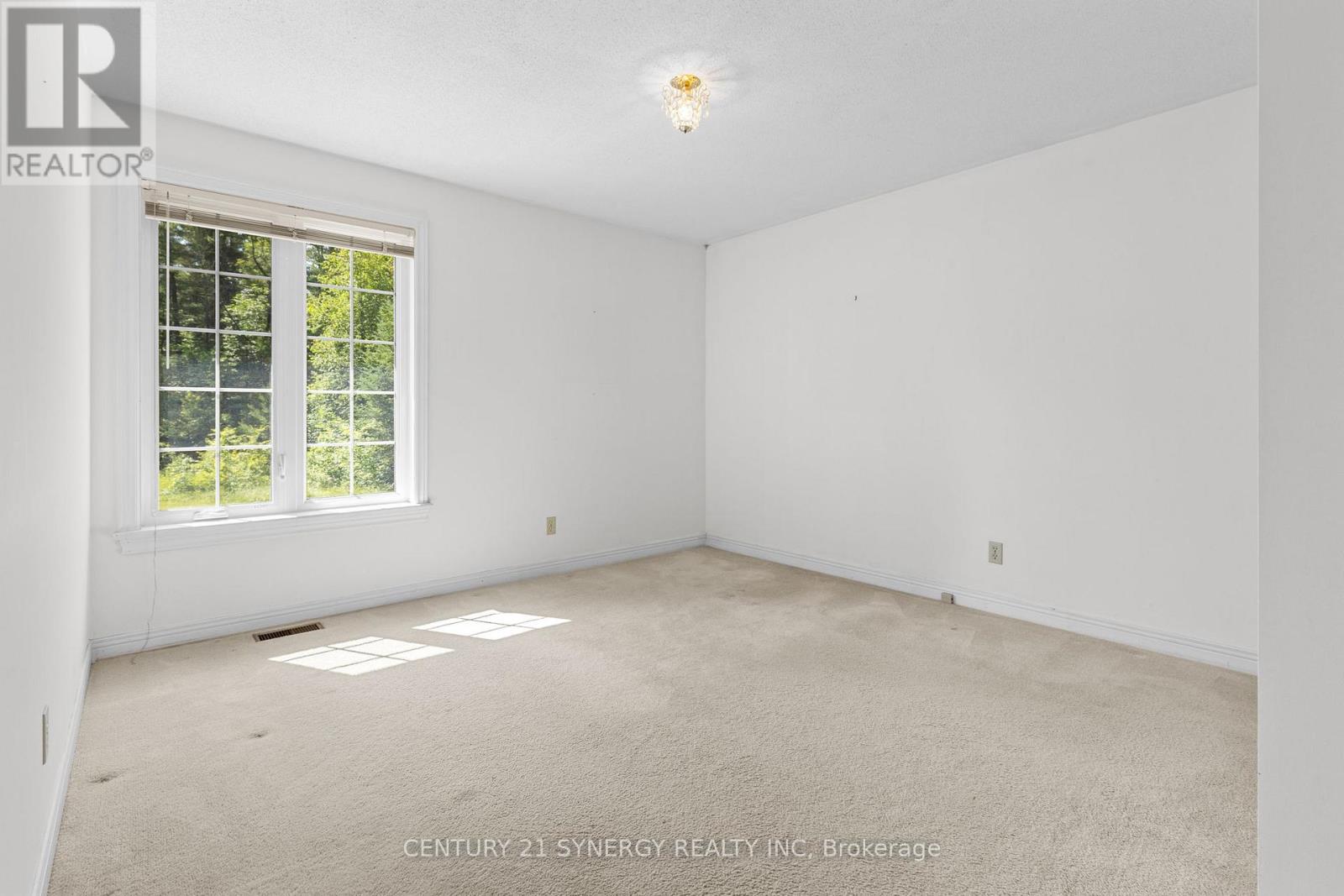 3 Bed, 2 Bath House for Sale in Ottawa – 3 CARLISLE CIRCLE, Ottawa – MLS# X13564884 - Image 26