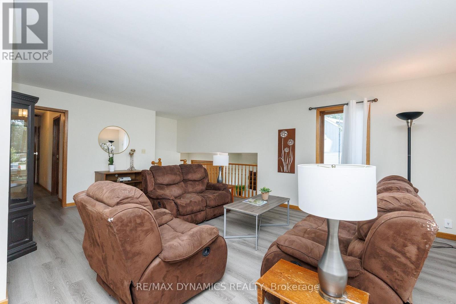 7701 BADGER ROAD - 10