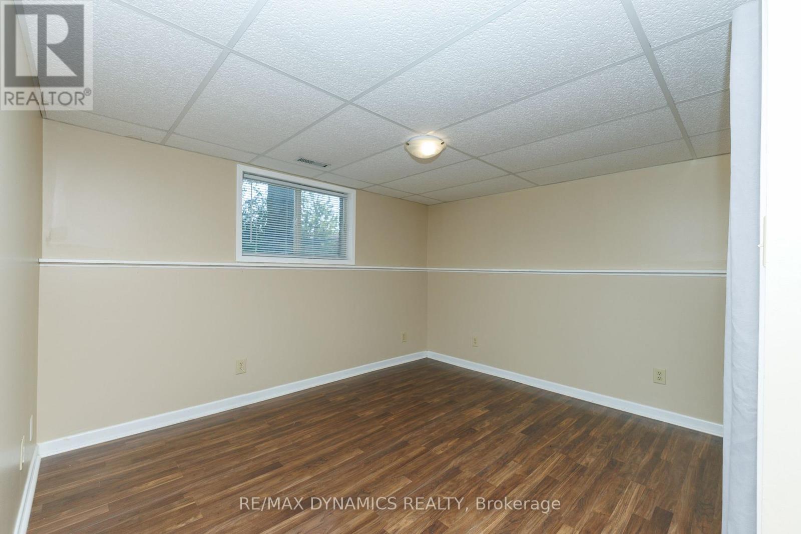7701 BADGER ROAD - 25