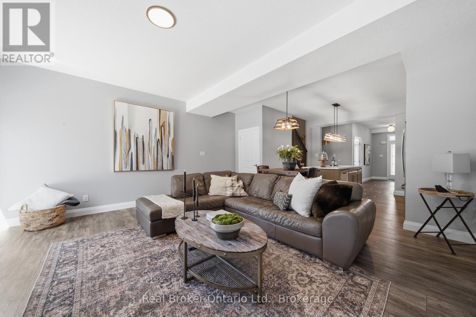 103 STEPHENSON WAY - 11
