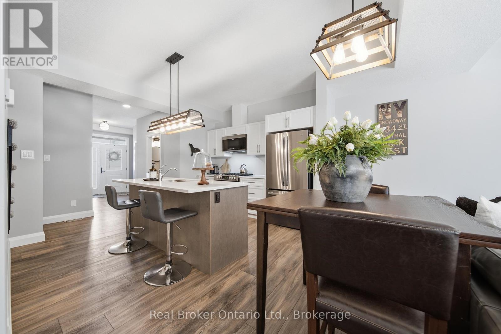 103 STEPHENSON WAY - 15