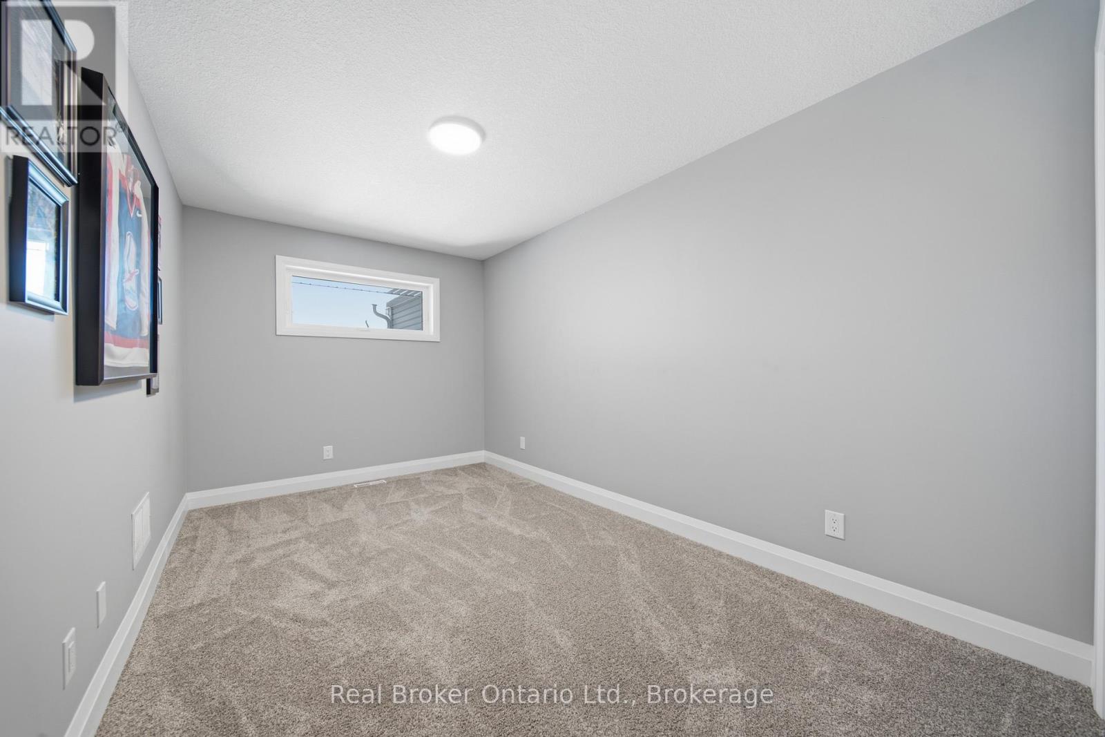 103 STEPHENSON WAY - 22