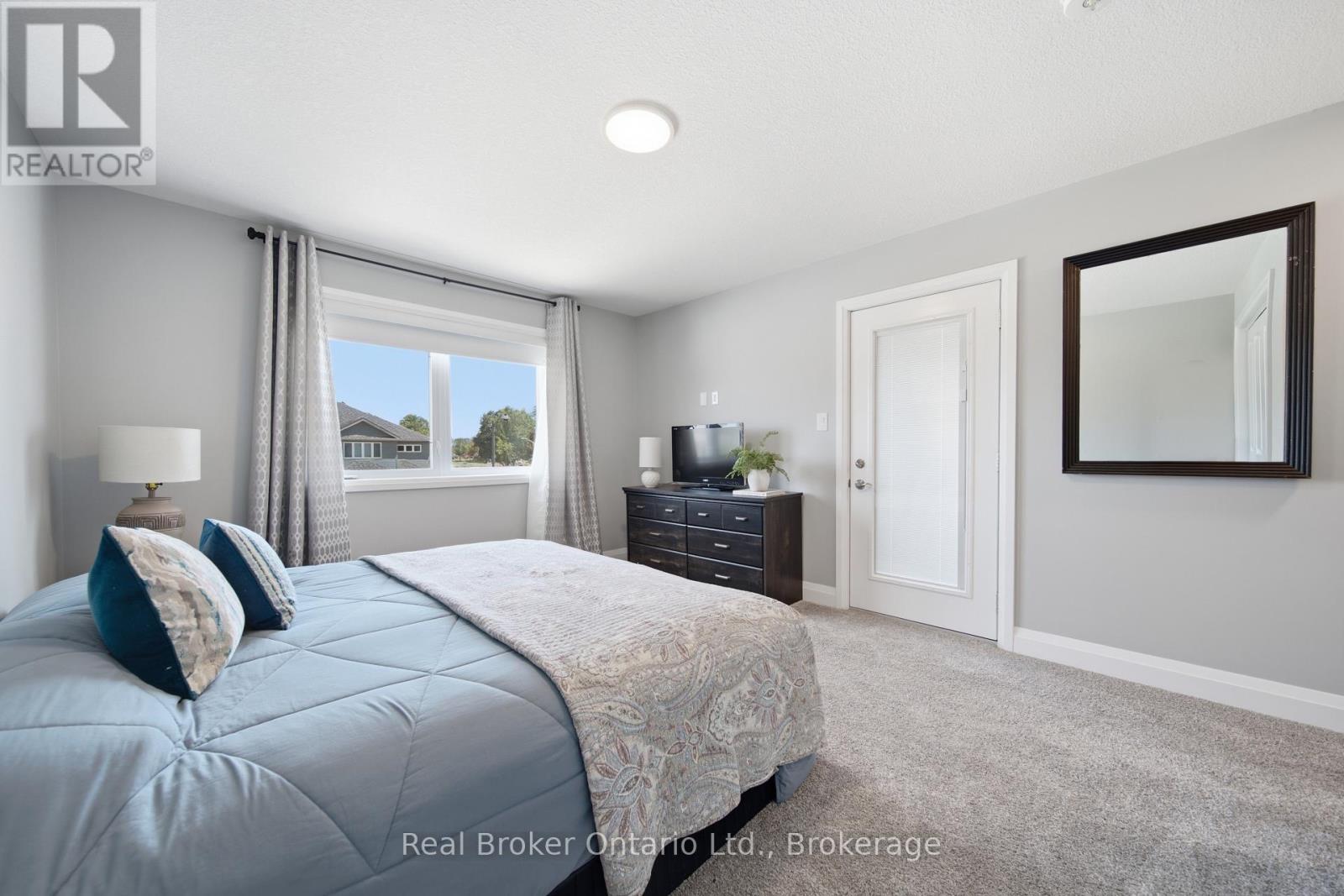 103 STEPHENSON WAY - 27