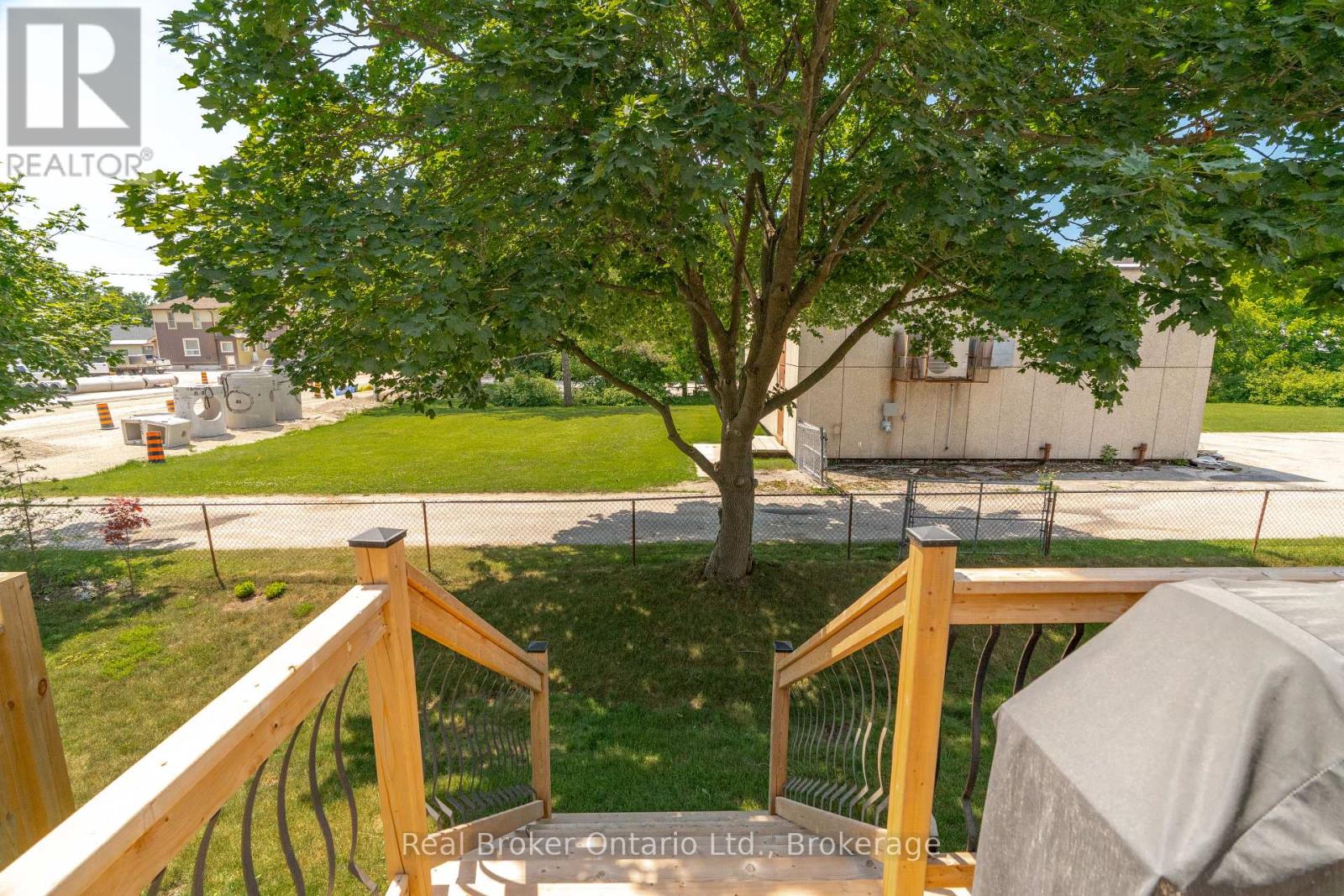 103 STEPHENSON WAY - Image 32