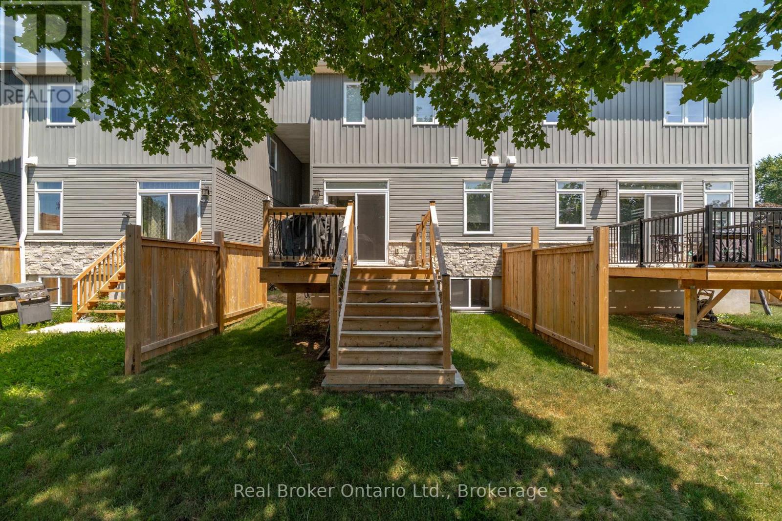 103 STEPHENSON WAY - 33