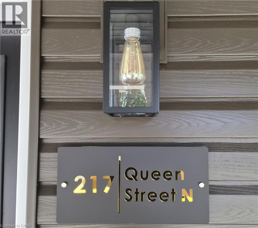 217 QUEEN Street N - 6