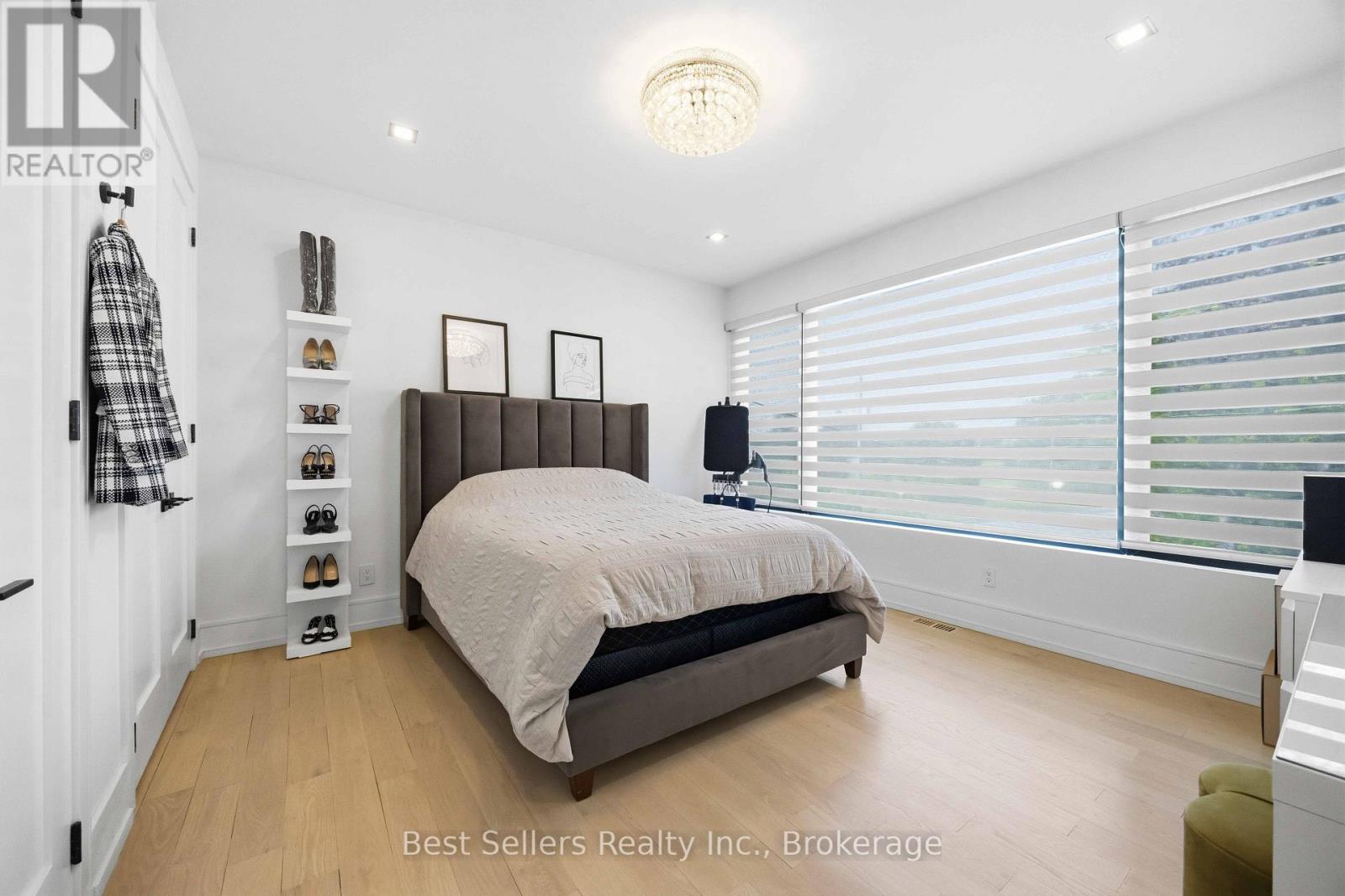 52 Grantbrook Street North, Toronto, ON photo 23