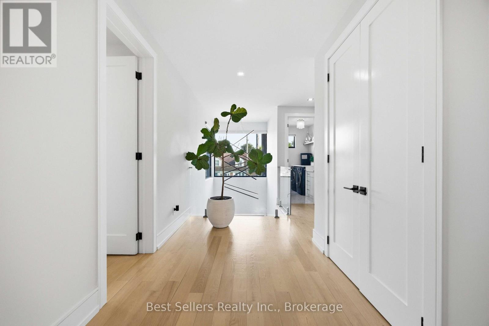 52 Grantbrook Street North, Toronto, ON photo 31