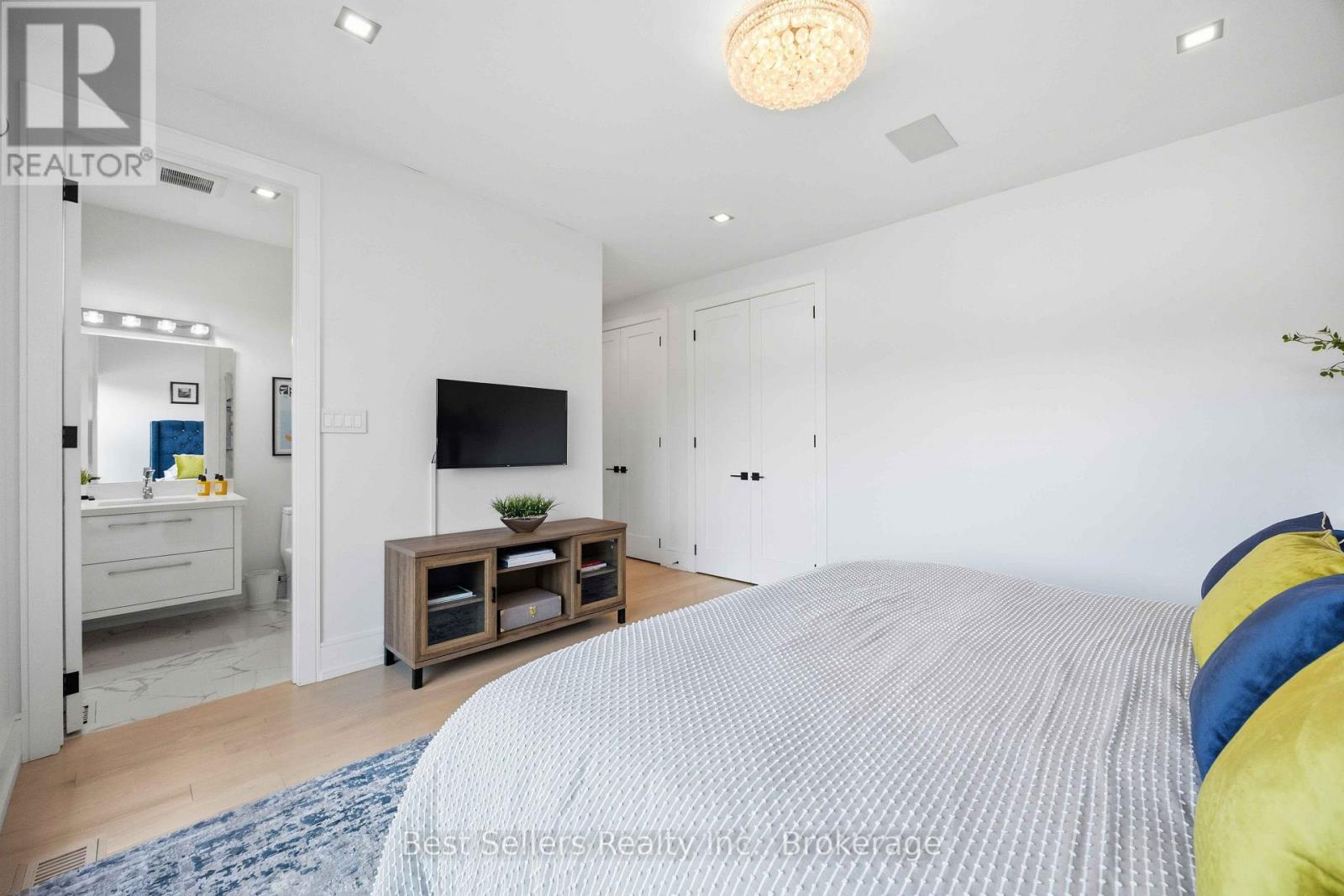 52 Grantbrook Street North, Toronto, ON photo 33