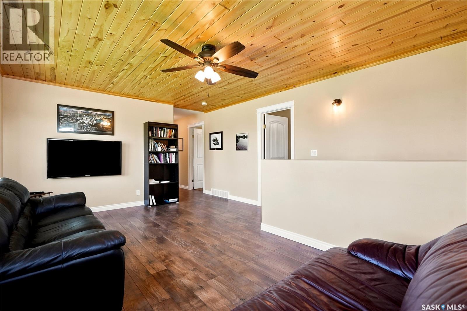 4 Marina DRIVE - 24