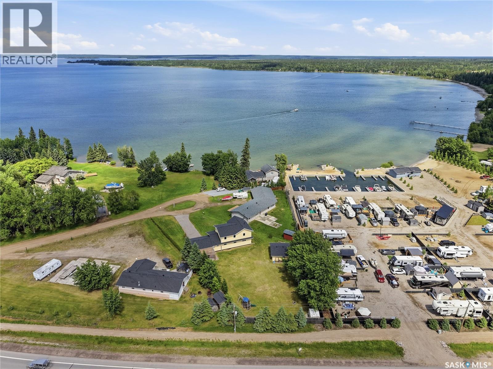 4 Marina DRIVE - 44